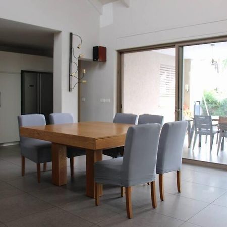 קשת בענן Villa Modi'in Maccabim Re'ut Bagian luar foto