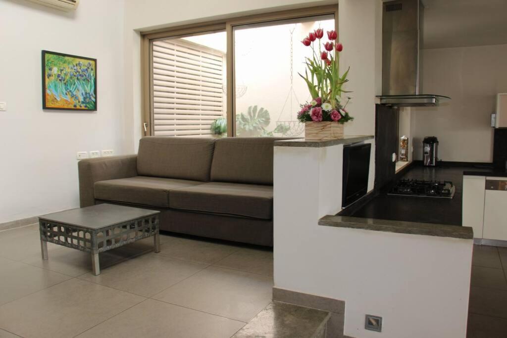 קשת בענן Villa Modi'in Maccabim Re'ut Bagian luar foto