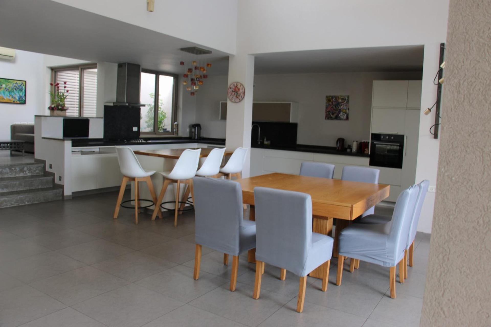 קשת בענן Villa Modi'in Maccabim Re'ut Bagian luar foto